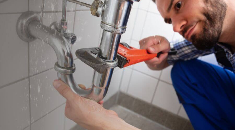 Local expert plumbing services in Fall River, KS